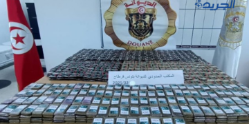 مطار تونس قرطاج: إحباط محاولة تهريب 96 كلغ من مخدر القنب الهندي