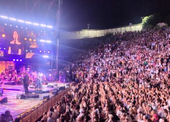 مي فاروق تتألق في مهرجان قرطاج الدولي بدورته 59 وتُحيي روح كوكب الشرق