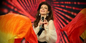 بهاء الكافي تعود بقوة… وتخطف الأضواء في “فكرة سامي الفهري”